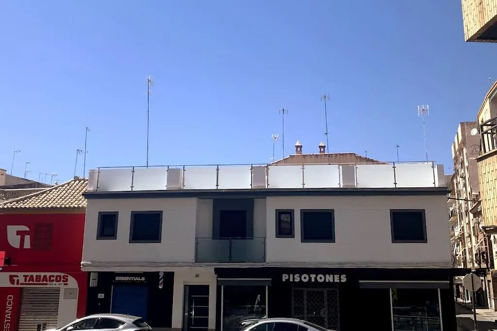 Soleada, Amplia Y Renovada Vivienda location